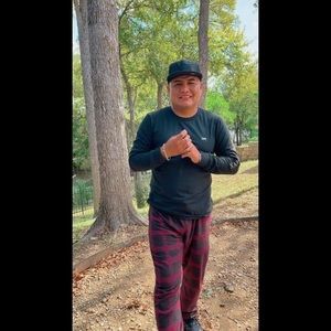 Meet your Posher, Salazar